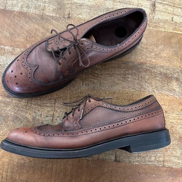 Vintage heavy punched wingtip oxfords mod hipster size 8.5 C HANOVER - Picture 1 of 9